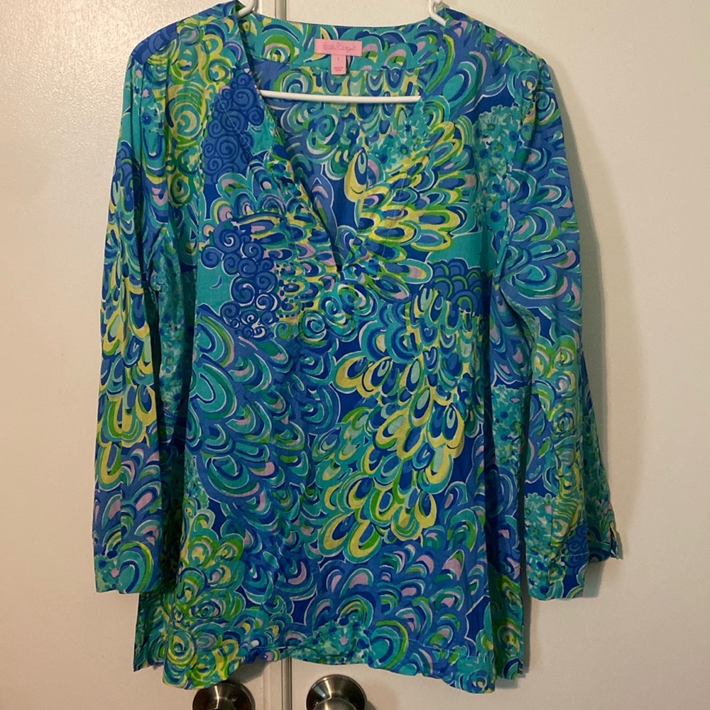 Lilly Pulitzer V Neck Top
